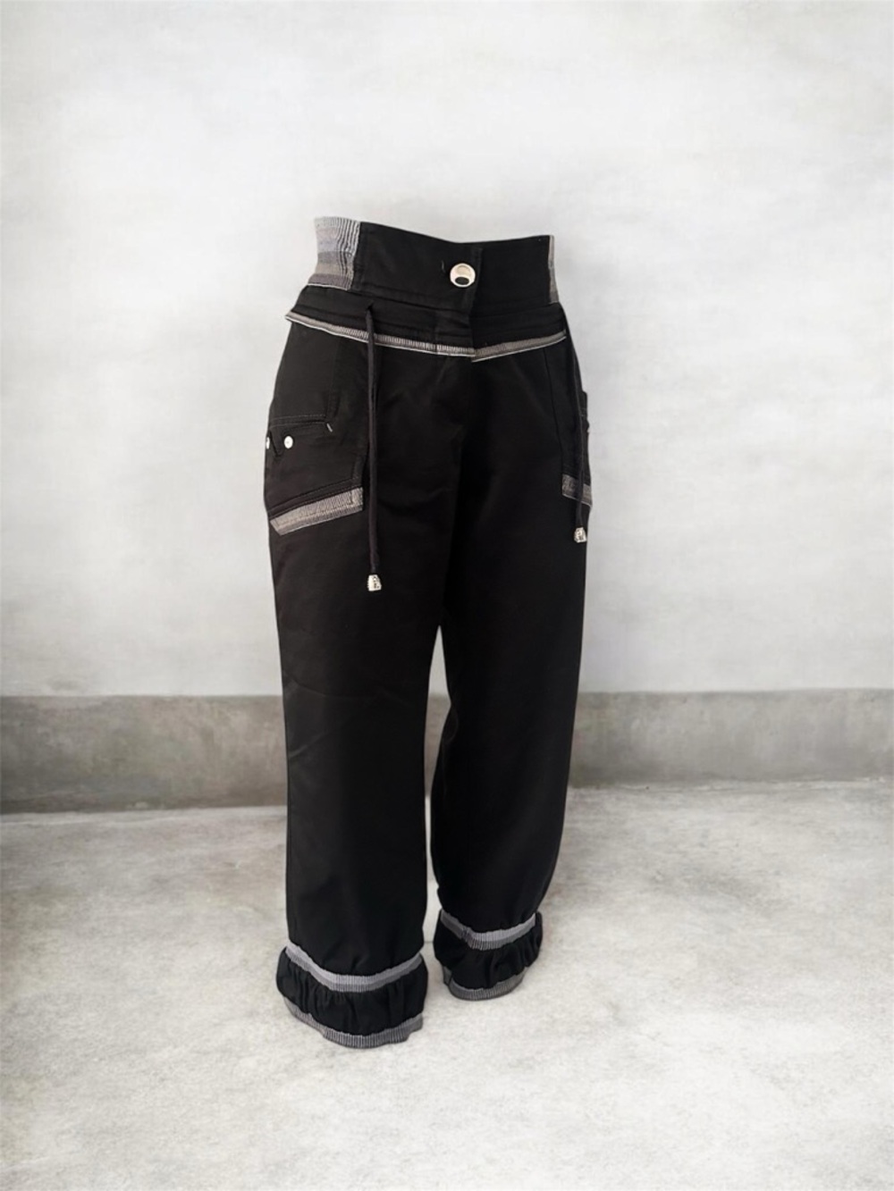 L&J Brend Black High-Waist Cargo Pants with Gray Trim